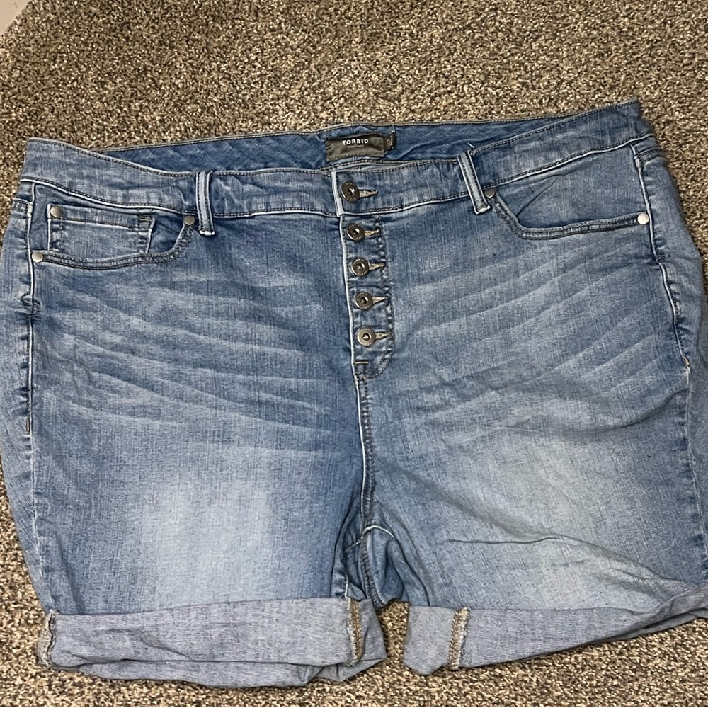 High rise shorts